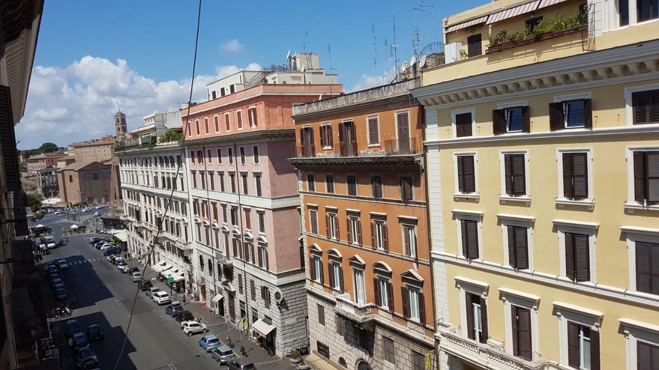 Domus Ferraro Hotel Рим Екстериор снимка