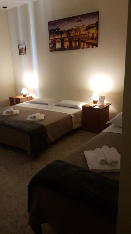 Domus Ferraro Hotel Рим Екстериор снимка