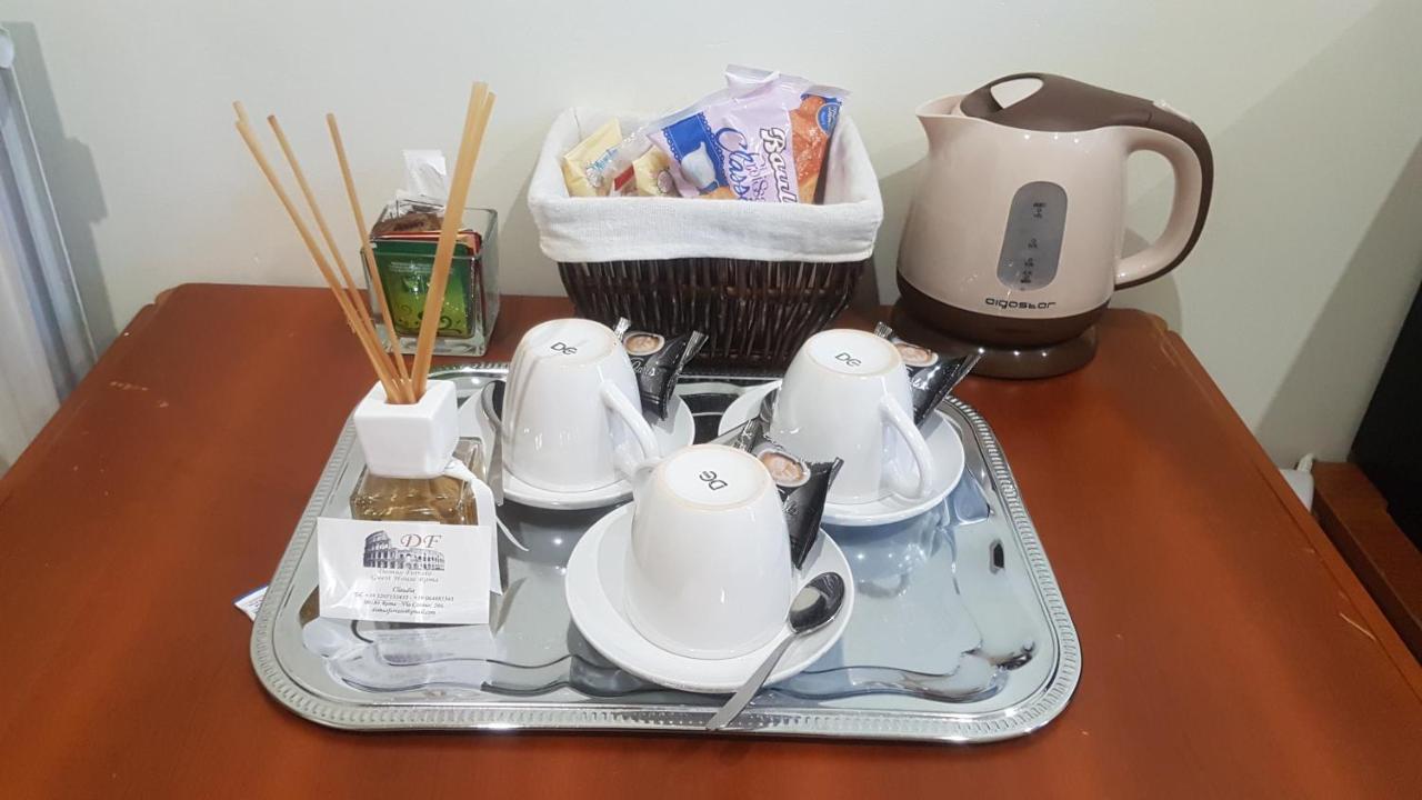 Domus Ferraro Hotel Рим Екстериор снимка